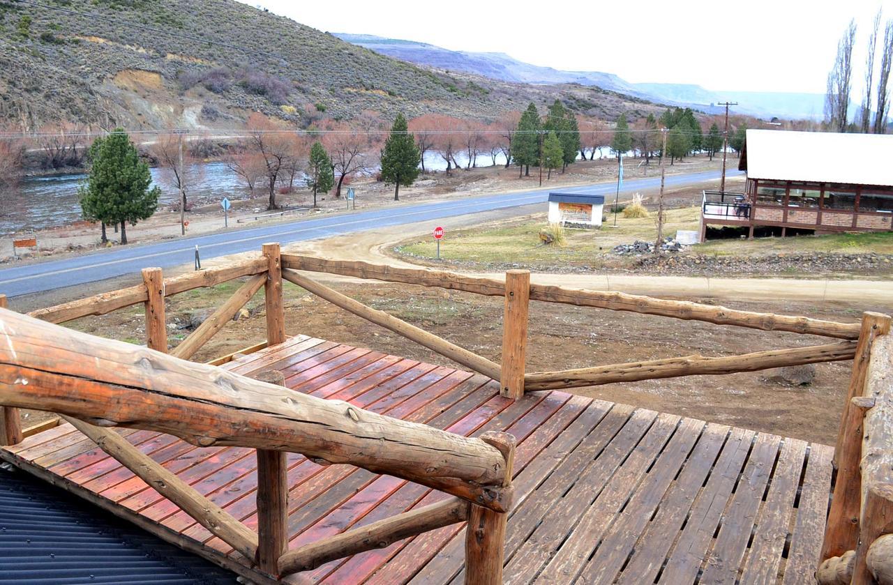 Montana Negra Otel Aluminé Dış mekan fotoğraf