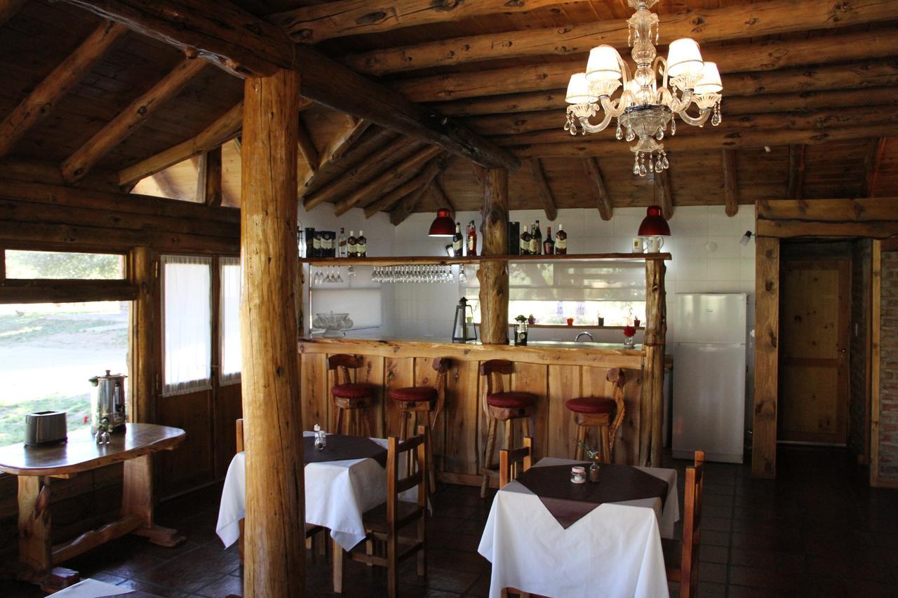 Montana Negra Otel Aluminé Dış mekan fotoğraf